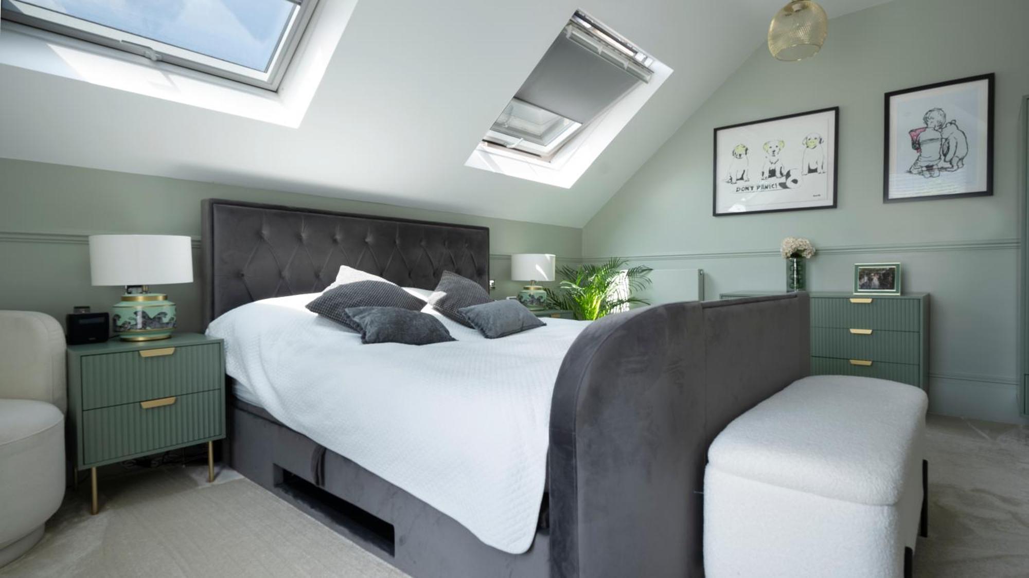 Dream House London With Gym, Cinema And Housekeeper Villa Ийлинг Екстериор снимка
